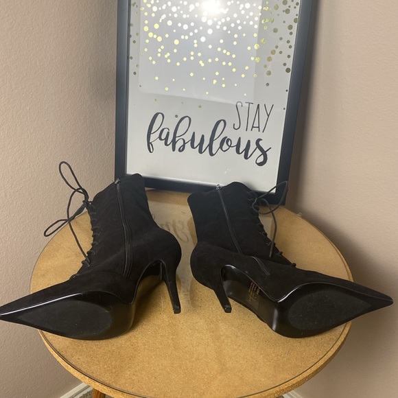 Fashion Nova Pointy Zip Up Boots - Picture 7 of 8